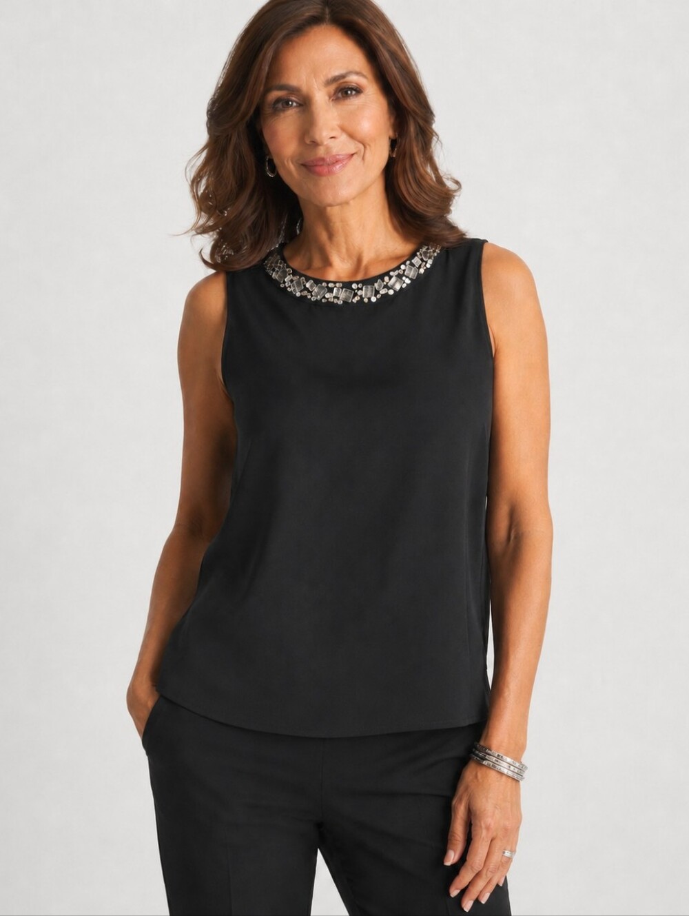 Ann Taylor Women’s Size M Black Sleeveless Jeweled Neck Pleated Back Blouse